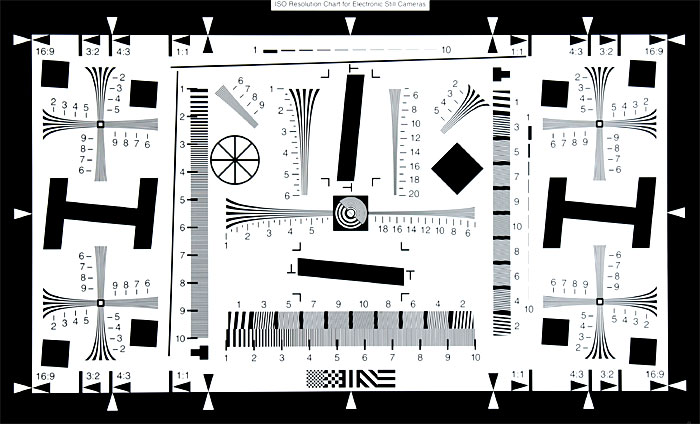 用ISO12233分辨率测试卡测试数码相机的